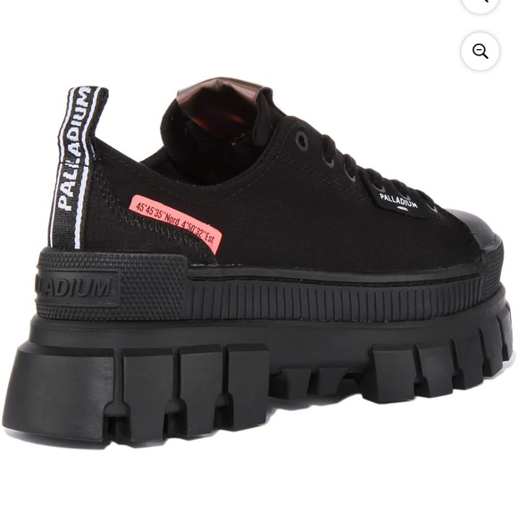 Palladium Womens Revolt Lo Tx Platform Sneakers Size 8.5 Color Black/Black - Picture 2 of 9